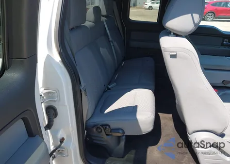 2013 Ford F-150 Xlt z USA, uszkodzony, nr VIN 1FTFX1CF6DFB17533